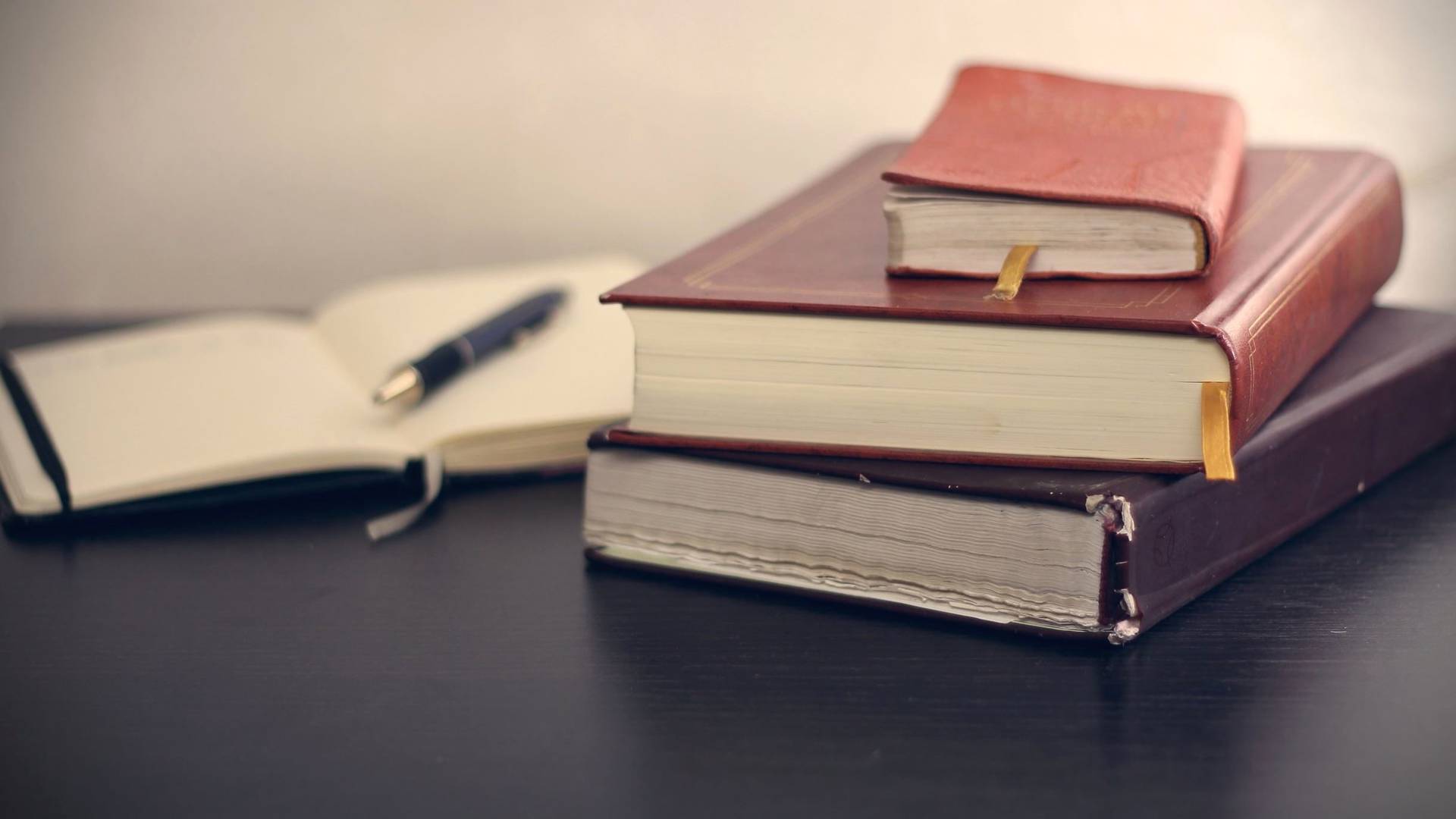 Chrétien de Troyes, the father of the novel