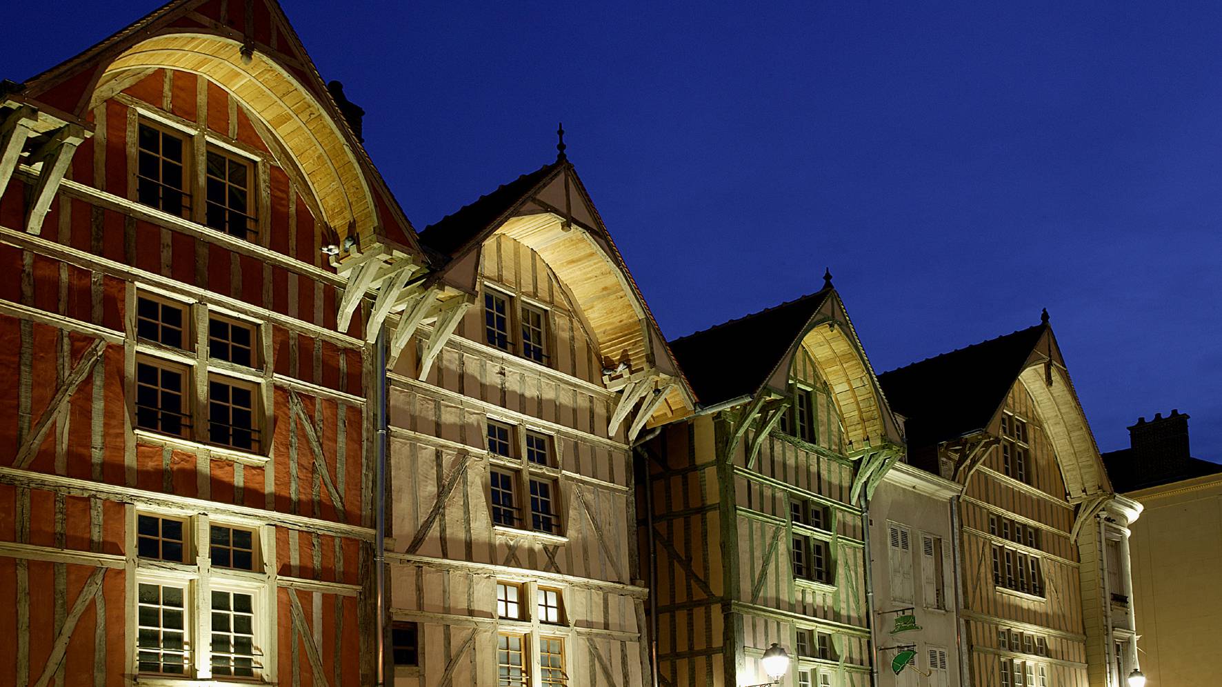 Troyes’greaters hours