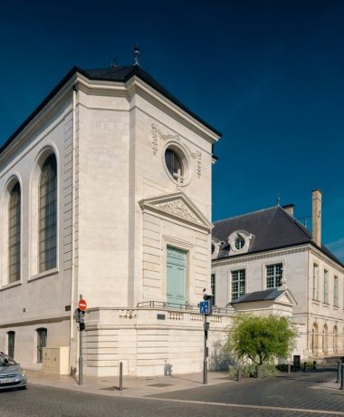 “La Cité du Vitrail” (“The stained glass city”): the “Hôtel-Dieu”, a jewel box – episode 6