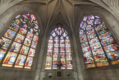 Flânerie – Les chefs d’œuvre du vitrail (Sainte-Madeleine & Saint-Pantaléon)